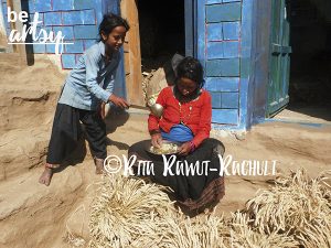 Rita Rawut-Rachuli-somebody-give-food-outside-cowshed-