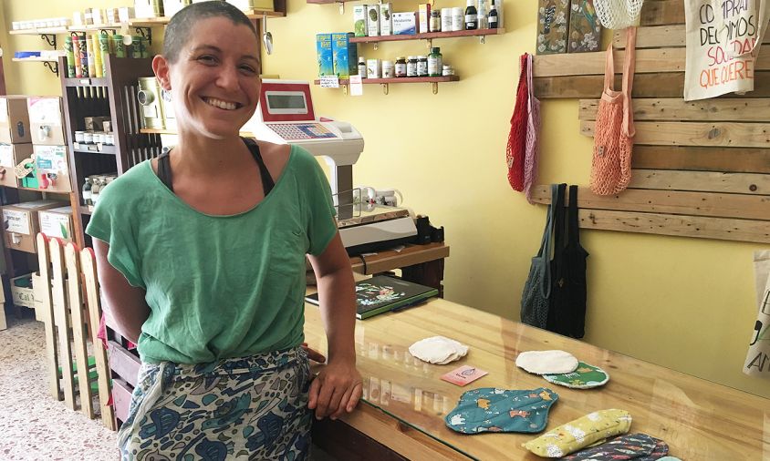 Beatriz San Román, Vulvita, con sus productos de higiene femenina